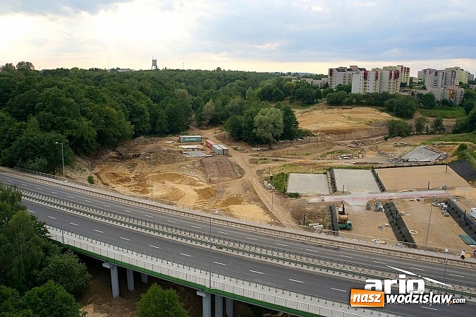 Zdjęcie w galerii na portalu naszwodzislaw.com: Powstający park rozrywki z lotu ptaka wiadomości z regionu