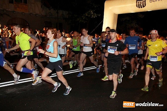 Zdjęcie w galerii na portalu naszwodzislaw.com: Mieszkańcy powiatu wodzisławskiego na trasie Rybnickiego Półmaratonu Księżycowego wiadomości z regionu