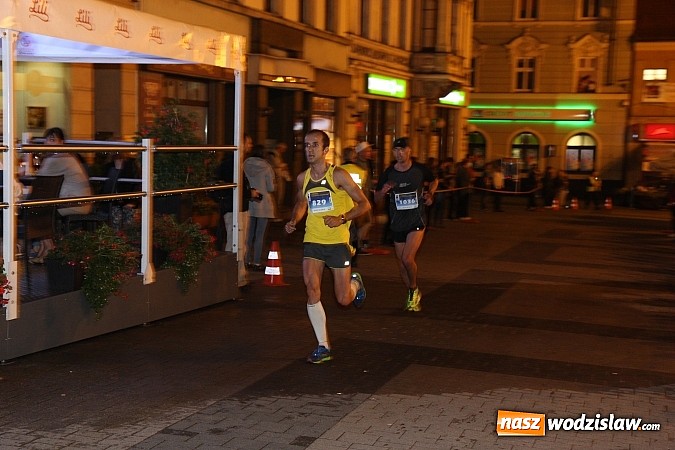 Zdjęcie w galerii na portalu naszwodzislaw.com: Mieszkańcy powiatu wodzisławskiego na trasie Rybnickiego Półmaratonu Księżycowego wiadomości z regionu