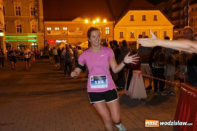 Zdjęcie w galerii na portalu naszwodzislaw.com: Mieszkańcy powiatu wodzisławskiego na trasie Rybnickiego Półmaratonu Księżycowego wiadomości z regionu