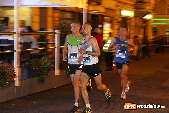 Zdjęcie w galerii na portalu naszwodzislaw.com: Mieszkańcy powiatu wodzisławskiego na trasie Rybnickiego Półmaratonu Księżycowego wiadomości z regionu