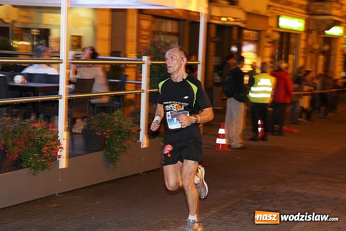 Zdjęcie w galerii na portalu naszwodzislaw.com: Mieszkańcy powiatu wodzisławskiego na trasie Rybnickiego Półmaratonu Księżycowego wiadomości z regionu