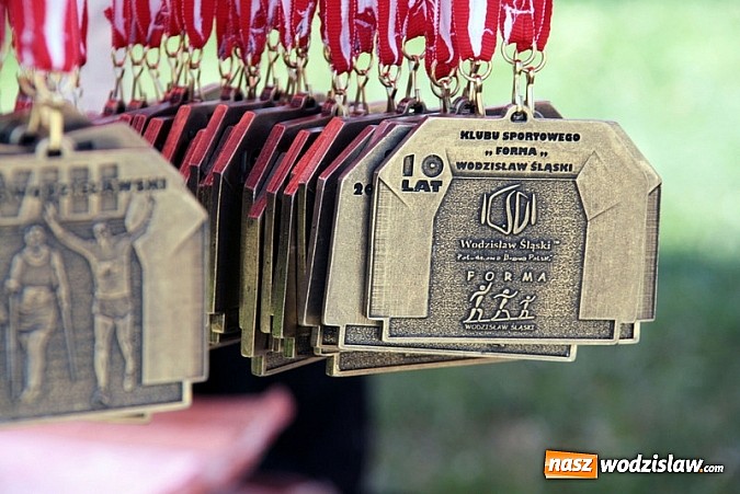 Zdjęcie w galerii na portalu naszwodzislaw.com: Już po raz VIII wystartował Międzynarodowy Cross Wodzisławski! wiadomości z regionu