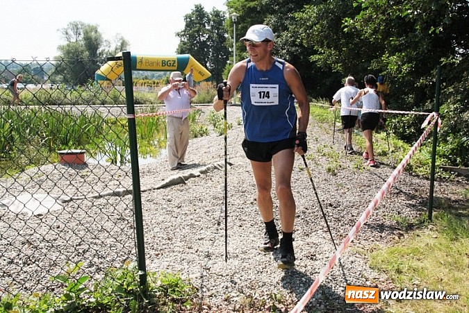 Zdjęcie w galerii na portalu naszwodzislaw.com: Już po raz VIII wystartował Międzynarodowy Cross Wodzisławski! wiadomości z regionu