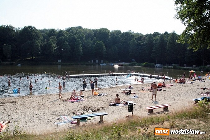 Zdjęcie w galerii na portalu naszwodzislaw.com: Jak mieszkańcy Wodzisławia radzą sobie w upalne dni? wiadomości z regionu