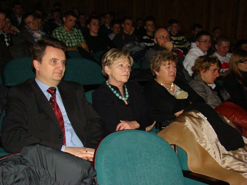 Zdjęcie w galerii na portalu naszwodzislaw.com: Wigilia w rytmie hip-hopu wiadomości z regionu