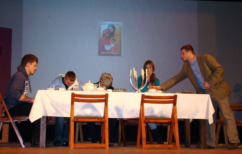 Zdjęcie w galerii na portalu naszwodzislaw.com: Wigilia w rytmie hip-hopu wiadomości z regionu