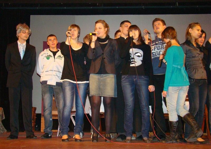 Zdjęcie w galerii na portalu naszwodzislaw.com: Wigilia w rytmie hip-hopu wiadomości z regionu