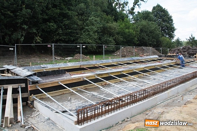 Zdjęcie w galerii na portalu naszwodzislaw.com: Zobacz jak idzie budowa pierwszej na Śląsku Tężni Solankowej! wiadomości z regionu