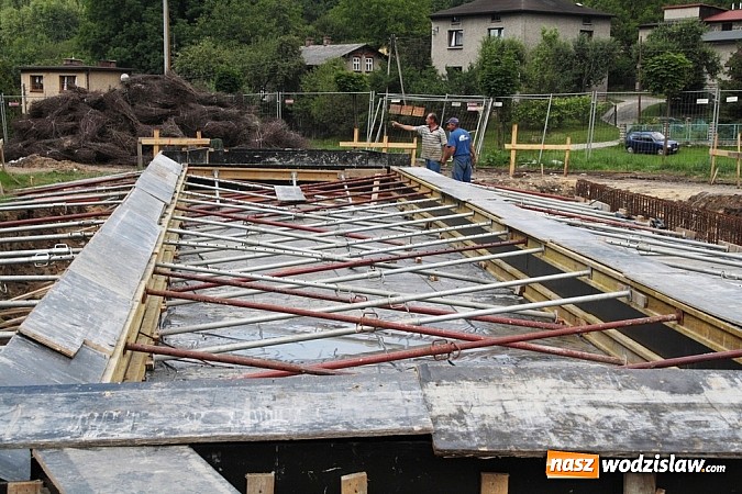 Zdjęcie w galerii na portalu naszwodzislaw.com: Zobacz jak idzie budowa pierwszej na Śląsku Tężni Solankowej! wiadomości z regionu