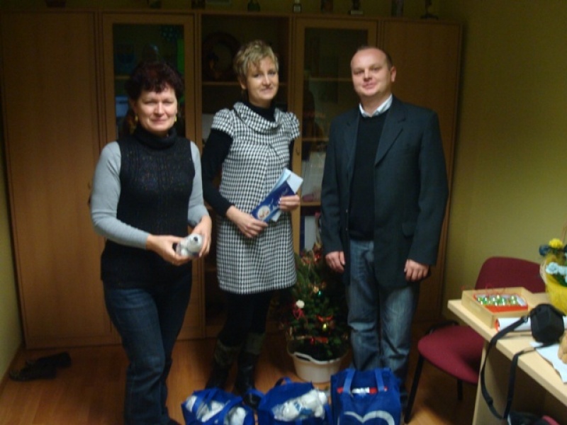 Zdjęcie w galerii na portalu naszwodzislaw.com: Zebrali krew i 785 czekolad wiadomości z regionu