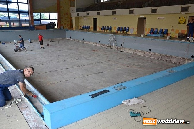 Zdjęcie w galerii na portalu naszwodzislaw.com: Remont na radlińskim basenie  2014 wiadomości z regionu