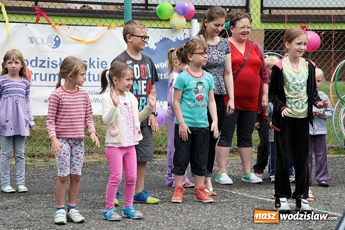 Zdjęcie w galerii na portalu naszwodzislaw.com: Było kolorowo i sportowo –  pod koniec wakacji powtórka! wiadomości z regionu