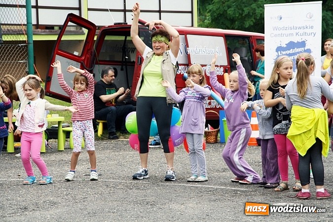 Zdjęcie w galerii na portalu naszwodzislaw.com: Było kolorowo i sportowo –  pod koniec wakacji powtórka! wiadomości z regionu