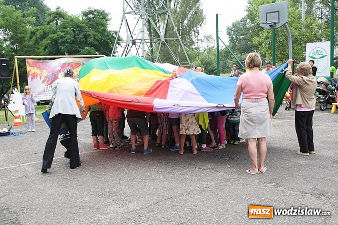 Zdjęcie w galerii na portalu naszwodzislaw.com: Było kolorowo i sportowo –  pod koniec wakacji powtórka! wiadomości z regionu