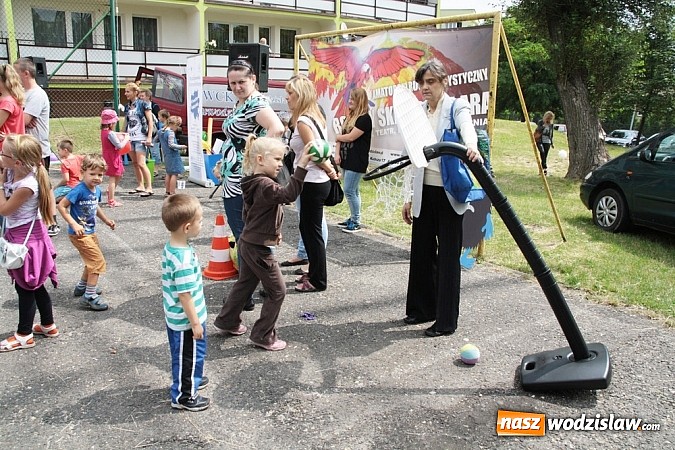 Zdjęcie w galerii na portalu naszwodzislaw.com: Było kolorowo i sportowo –  pod koniec wakacji powtórka! wiadomości z regionu