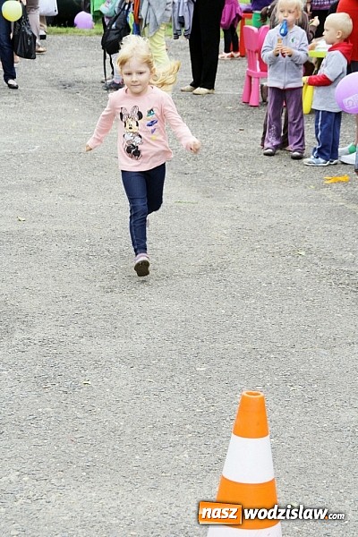 Zdjęcie w galerii na portalu naszwodzislaw.com: Było kolorowo i sportowo –  pod koniec wakacji powtórka! wiadomości z regionu
