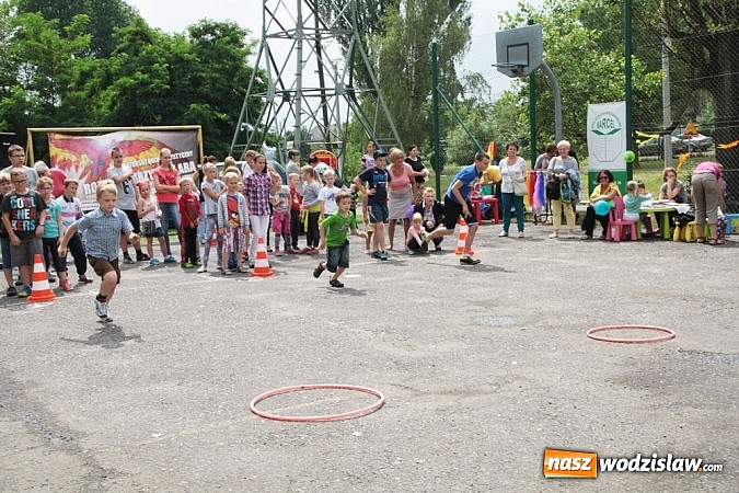 Zdjęcie w galerii na portalu naszwodzislaw.com: Było kolorowo i sportowo –  pod koniec wakacji powtórka! wiadomości z regionu