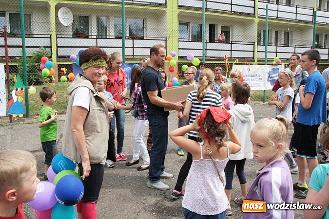 Zdjęcie w galerii na portalu naszwodzislaw.com: Było kolorowo i sportowo –  pod koniec wakacji powtórka! wiadomości z regionu