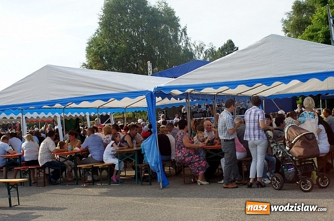 Zdjęcie w galerii na portalu naszwodzislaw.com: Trzy tysiące ludzi na festynie w Gogołowej wiadomości z regionu