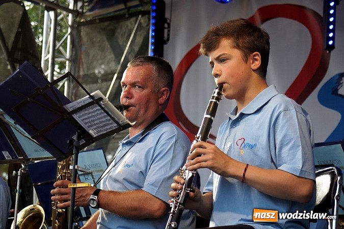 Zdjęcie w galerii na portalu naszwodzislaw.com: Trzy tysiące ludzi na festynie w Gogołowej wiadomości z regionu