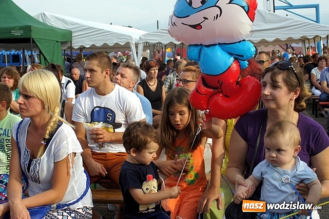 Zdjęcie w galerii na portalu naszwodzislaw.com: Trzy tysiące ludzi na festynie w Gogołowej wiadomości z regionu