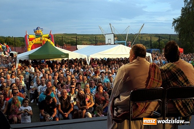 Zdjęcie w galerii na portalu naszwodzislaw.com: Trzy tysiące ludzi na festynie w Gogołowej wiadomości z regionu