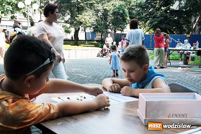 Zdjęcie w galerii na portalu naszwodzislaw.com: Zabawy jak za dawnych lat! wiadomości z regionu