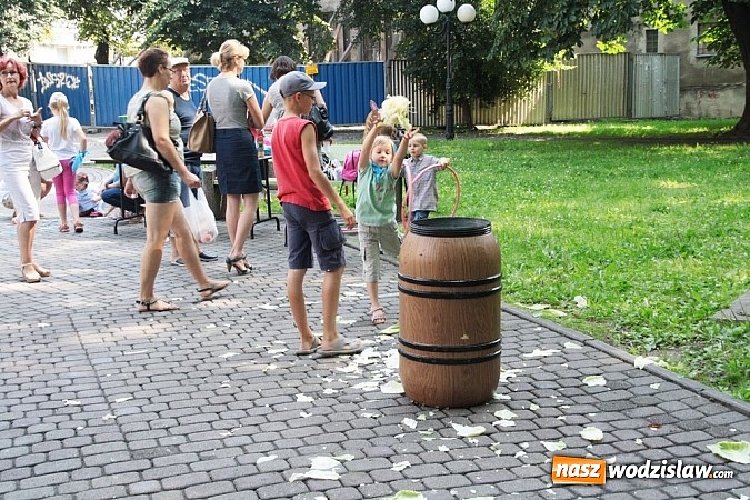 Zdjęcie w galerii na portalu naszwodzislaw.com: Zabawy jak za dawnych lat! wiadomości z regionu