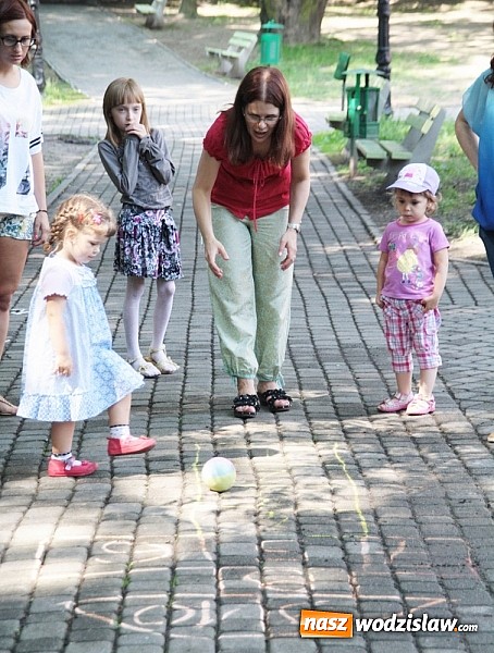 Zdjęcie w galerii na portalu naszwodzislaw.com: Zabawy jak za dawnych lat! wiadomości z regionu