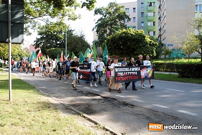 Zdjęcie w galerii na portalu naszwodzislaw.com: Marsz Wyzwolenia Wodzisławia przeszedł ulicami miasta już po raz trzeci! wiadomości z regionu
