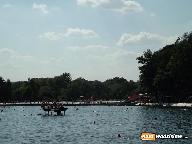 Zdjęcie w galerii na portalu naszwodzislaw.com: Poruba - atrakcyjna alternatywa w upalny dzień wiadomości z regionu