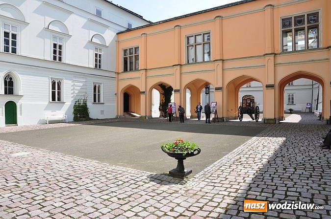 Zdjęcie w galerii na portalu naszwodzislaw.com: Wycieczka na weekend: Zamek w Hradcu wiadomości z regionu