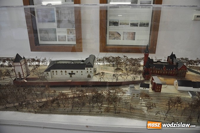 Zdjęcie w galerii na portalu naszwodzislaw.com: Wycieczka na weekend: Zamek w Hradcu wiadomości z regionu