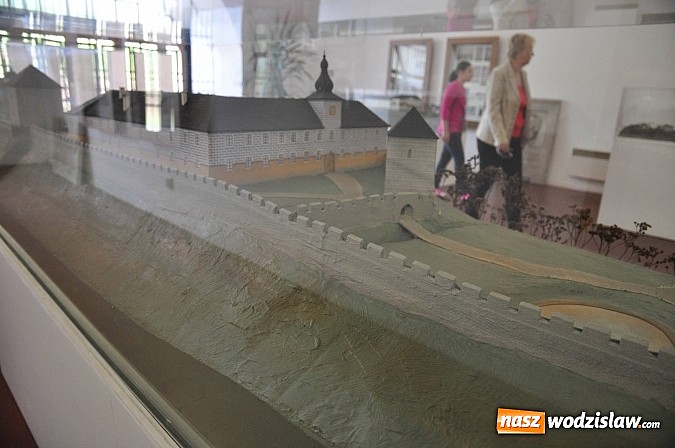 Zdjęcie w galerii na portalu naszwodzislaw.com: Wycieczka na weekend: Zamek w Hradcu wiadomości z regionu