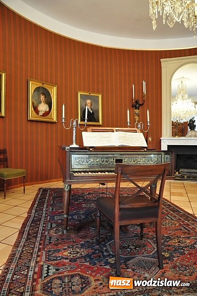 Zdjęcie w galerii na portalu naszwodzislaw.com: Wycieczka na weekend: Zamek w Hradcu wiadomości z regionu