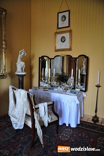 Zdjęcie w galerii na portalu naszwodzislaw.com: Wycieczka na weekend: Zamek w Hradcu wiadomości z regionu