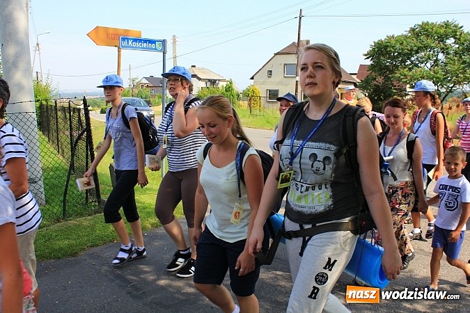 Zdjęcie w galerii na portalu naszwodzislaw.com: 224 osoby pielgrzymują z Lubomi do Częstochowy.  wiadomości z regionu