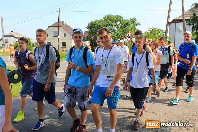 Zdjęcie w galerii na portalu naszwodzislaw.com: 224 osoby pielgrzymują z Lubomi do Częstochowy.  wiadomości z regionu