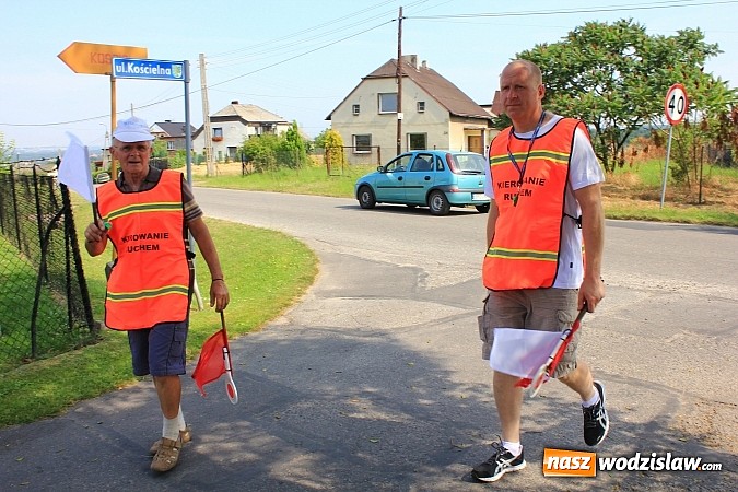 Zdjęcie w galerii na portalu naszwodzislaw.com: 224 osoby pielgrzymują z Lubomi do Częstochowy.  wiadomości z regionu