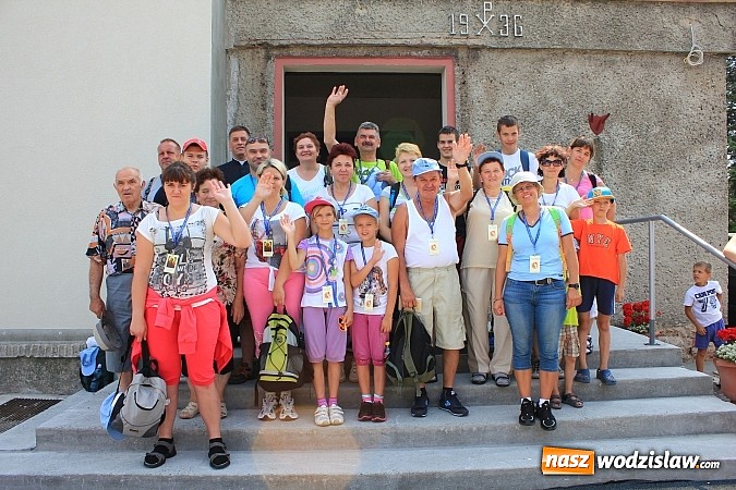 Zdjęcie w galerii na portalu naszwodzislaw.com: 224 osoby pielgrzymują z Lubomi do Częstochowy.  wiadomości z regionu