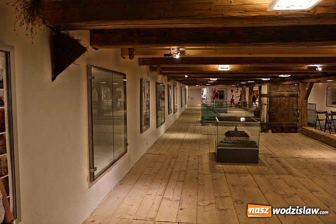 Zdjęcie w galerii na portalu naszwodzislaw.com: Turystyka na weekend. Perły Czech: zamek w Raduniu wiadomości z regionu