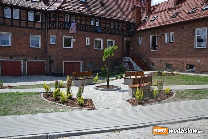 Zdjęcie w galerii na portalu naszwodzislaw.com: Kolonia Emma znów zmienia swoje oblicze wiadomości z regionu