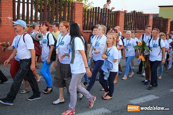 Zdjęcie w galerii na portalu naszwodzislaw.com: Pielgrzymi wrócili z Jasnej Góry wiadomości z regionu