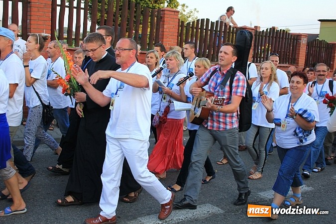 Zdjęcie w galerii na portalu naszwodzislaw.com: Pielgrzymi wrócili z Jasnej Góry wiadomości z regionu