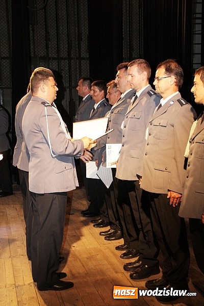 Zdjęcie w galerii na portalu naszwodzislaw.com: Święto Policji. 92 funkcjonariuszy otrzymało awanse wiadomości z regionu