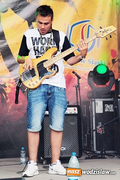 Zdjęcie w galerii na portalu naszwodzislaw.com: Wodzisław Śląski: Najcieplejsze Miejsce Na Ziemi! Kamil Bednarek na finał festiwalu reggae wiadomości z regionu