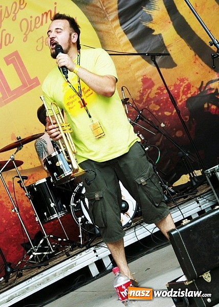 Zdjęcie w galerii na portalu naszwodzislaw.com: Wodzisław Śląski: Najcieplejsze Miejsce Na Ziemi! Kamil Bednarek na finał festiwalu reggae wiadomości z regionu