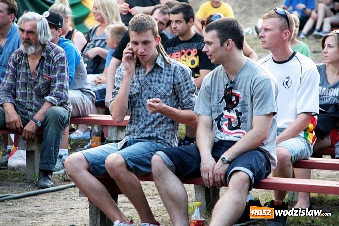Zdjęcie w galerii na portalu naszwodzislaw.com: Wodzisław Śląski: Najcieplejsze Miejsce Na Ziemi! Kamil Bednarek na finał festiwalu reggae wiadomości z regionu