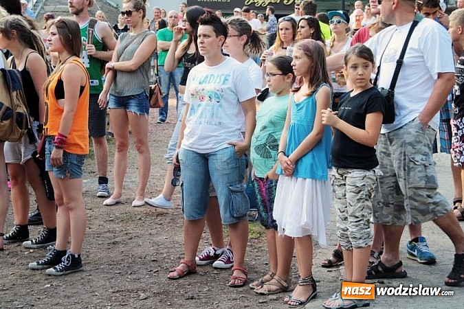 Zdjęcie w galerii na portalu naszwodzislaw.com: Wodzisław Śląski: Najcieplejsze Miejsce Na Ziemi! Kamil Bednarek na finał festiwalu reggae wiadomości z regionu